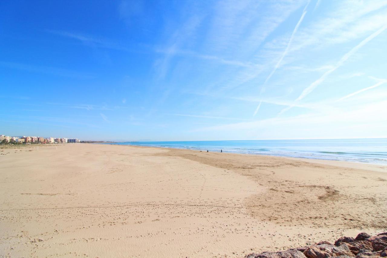 Global Properties Coqueto Apartamento En Puerto De Sagunto Exterior photo